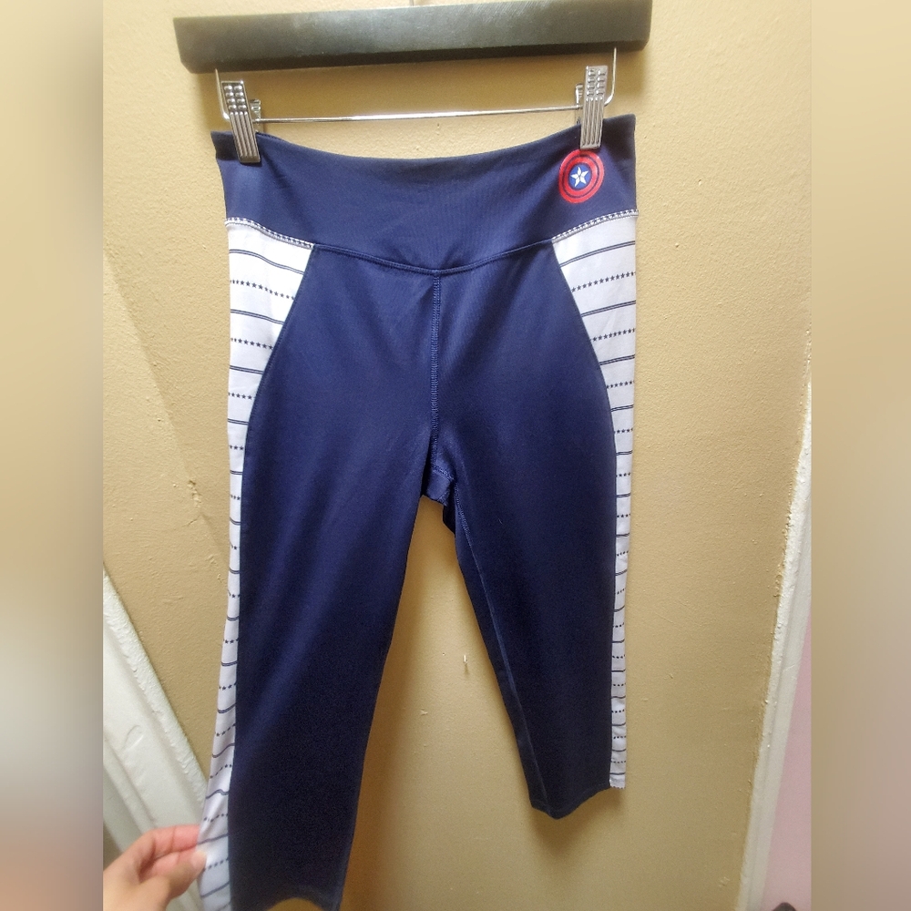 Captain America Capri leggings.